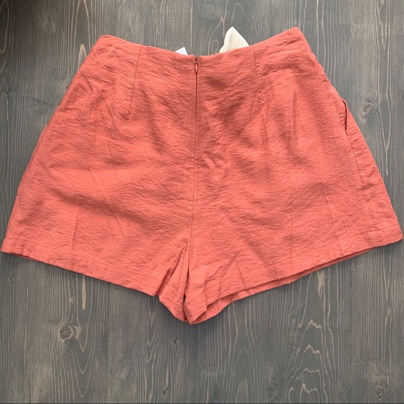 All in Favor Terracotta Shorts Size M EUC - Picture 4 of 5